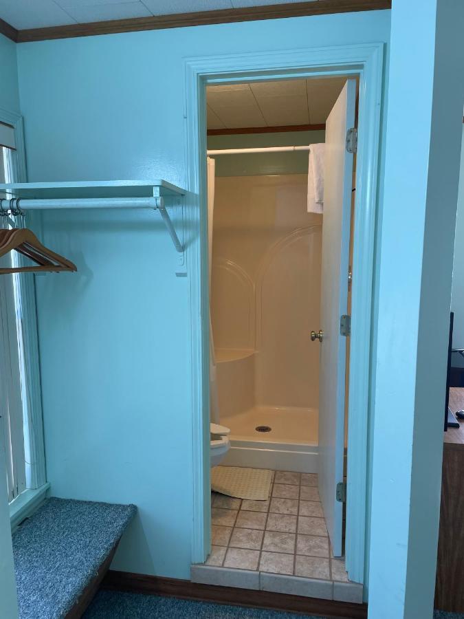 Pine Valley Motel Spruce Pine Exterior foto